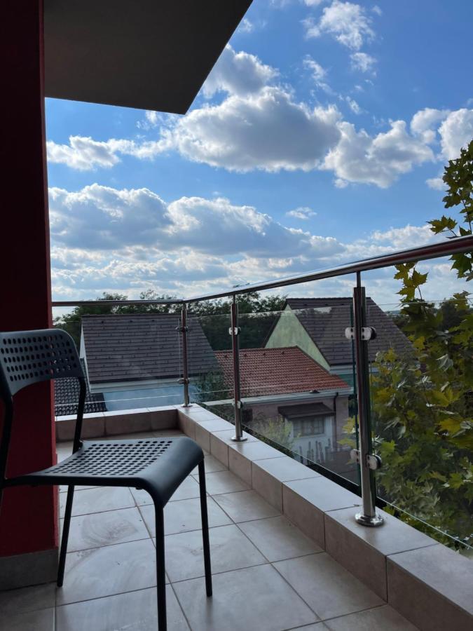 Relaxing Bucharest Airport Residences & Therme-Self Check-In Otopeni Exterior photo