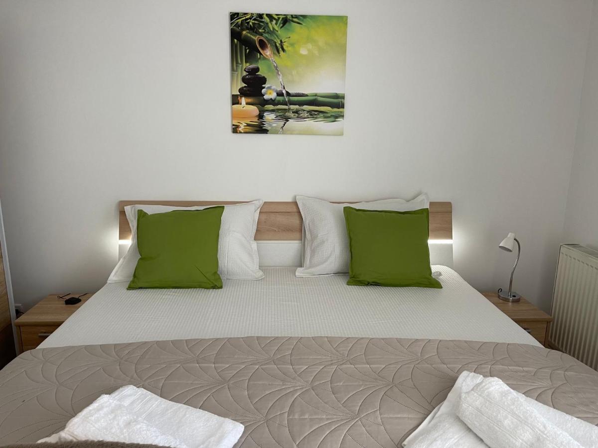 Relaxing Bucharest Airport Residences & Therme-Self Check-In Otopeni Exterior photo